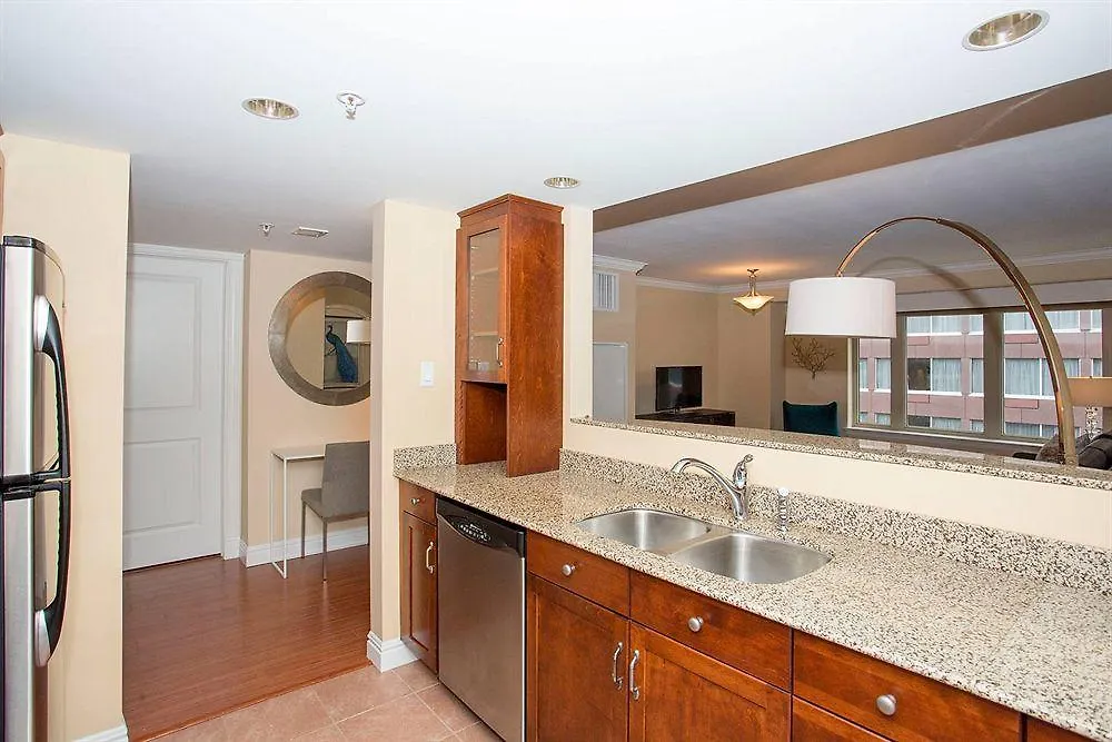 הליפקס Moore Suites Salters Gate
